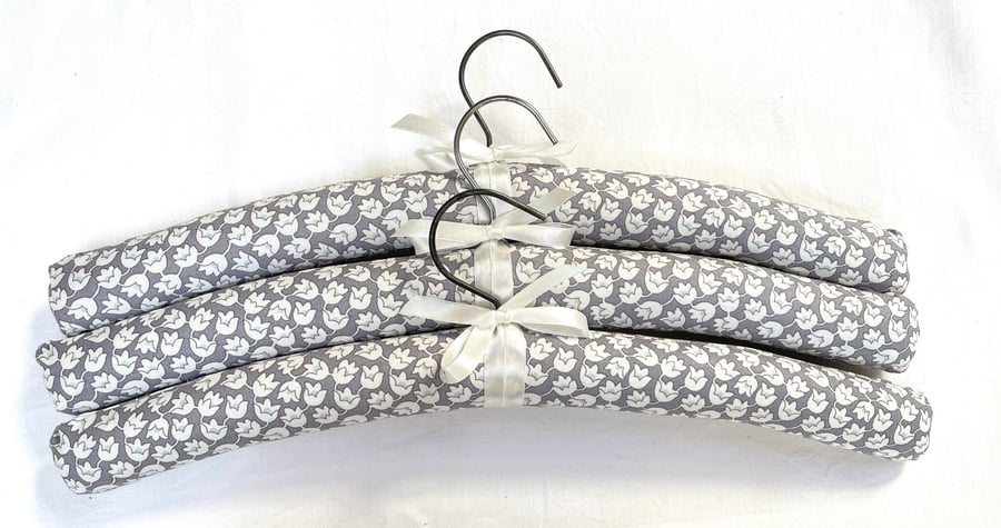 Grey and White Floral Padded Clothes hangers x3