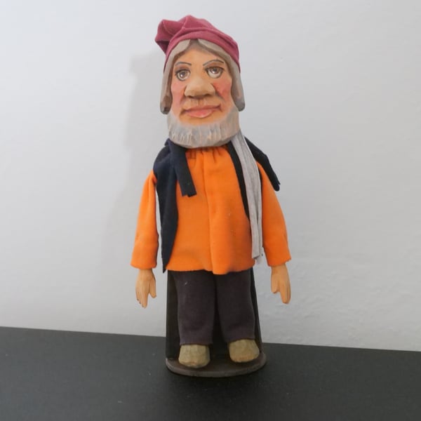 Tabletop Gnome - Dwarf puppet - Carved wooden character