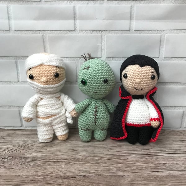 Halloween decorations, dracular doll, voodoo doll, mummu doll, cute halloween