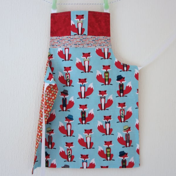 Reversible Kid's Apron - The Adventurous Mr Fox - customisable