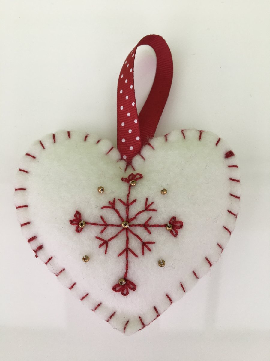 Felt Christmas Heart Hanging Decoration - White & Red