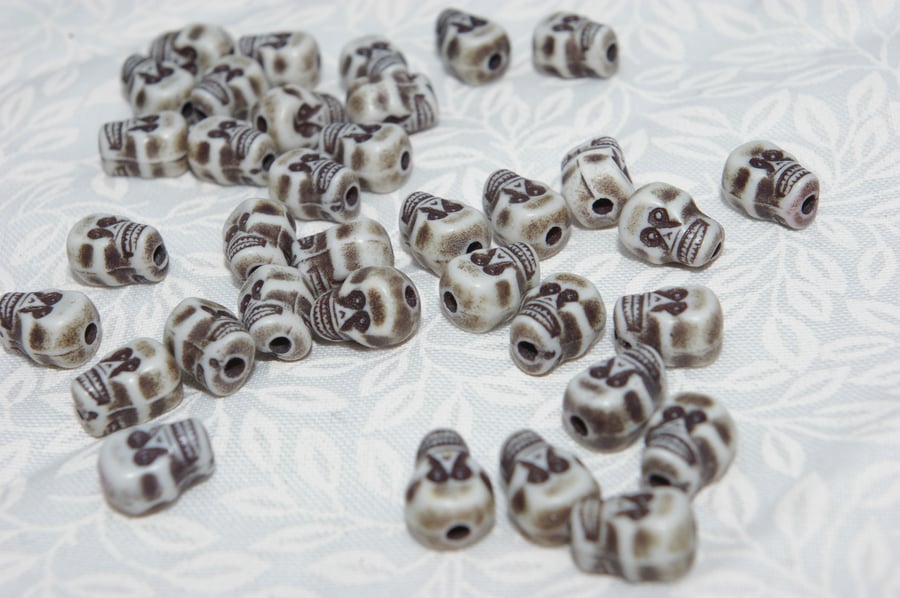 Beads small Skull beads