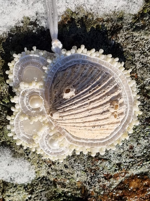 Her Majesty - White Pendant