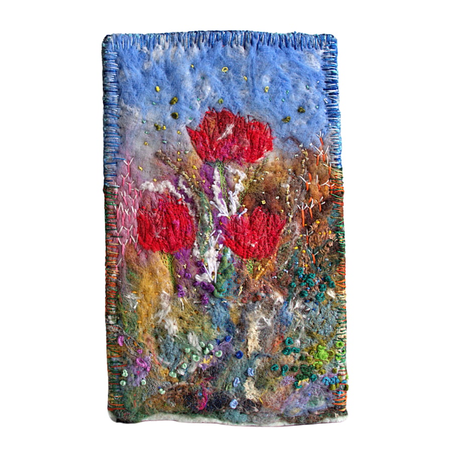 Small wildflower hanging - poppies - felt and stitch - ready to hang 