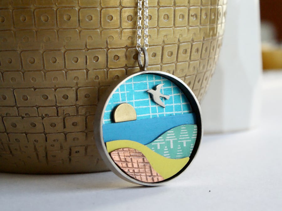 Summers day seaside shadow box necklace