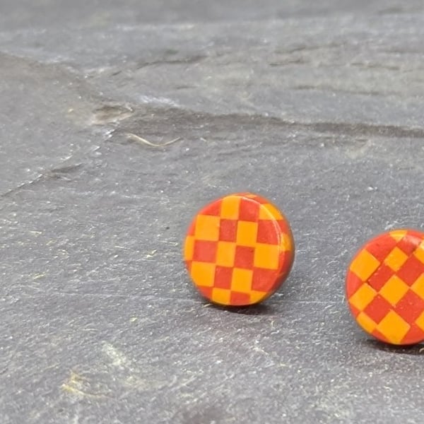 Orange chequerboard stud earrings 