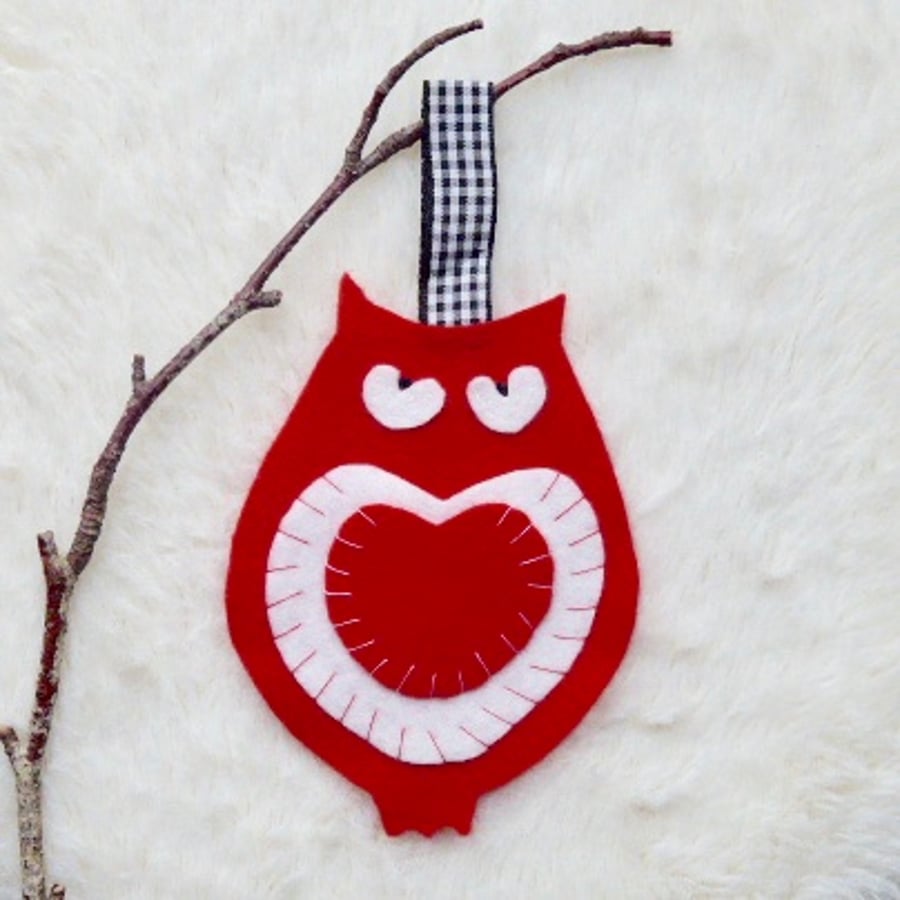 Owl decoration, red felt owl, owl door hanger, Valentines decoration