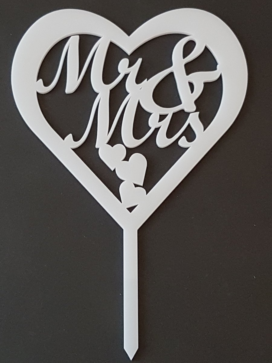 Acrylic Cake Topper - Mr & Mrs Heart - Laser cut