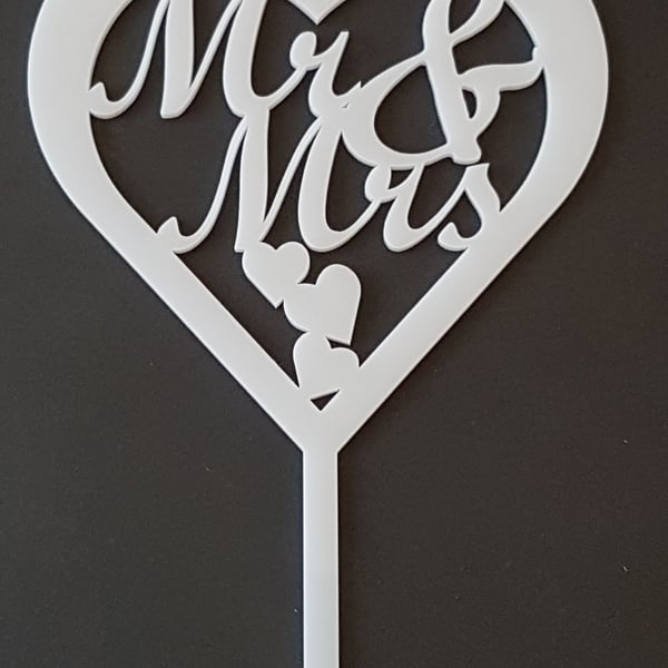 Acrylic Cake Topper - Mr & Mrs Heart - Laser cut