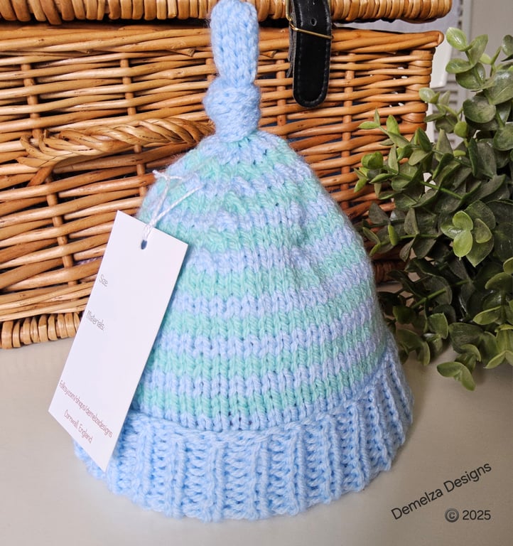 Hand Knitted Baby Pixie Beanie Hat  0 -3 months size 