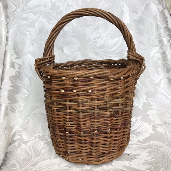 Handmade Willow Shopping Basket - Made in Cornwall 614