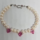 WHITE PEARL PINK SWAROVSKI ELEMENT BRACELET