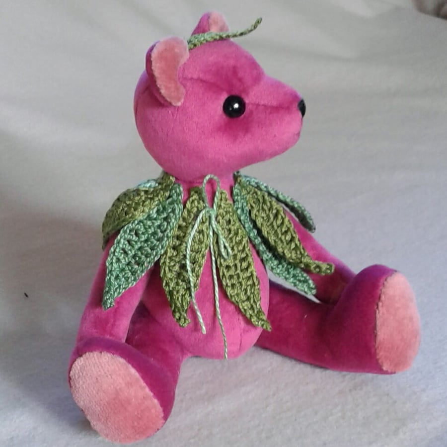 Collector's teddy bear 8" jointed 'Peach' velvet adorned with crocheted leaves 