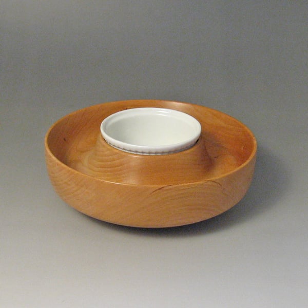 Nacho serving dish