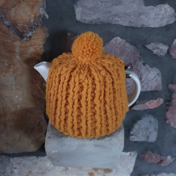 Tea Cosy, Cozy, Tea Pot Cover, Suki, For Life Compatible, Hand Knitted, Stump
