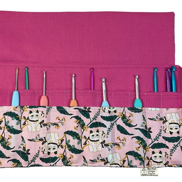 Crochet hook case with cats, Ergonomic hook organiser, roll up short Dpn case, c