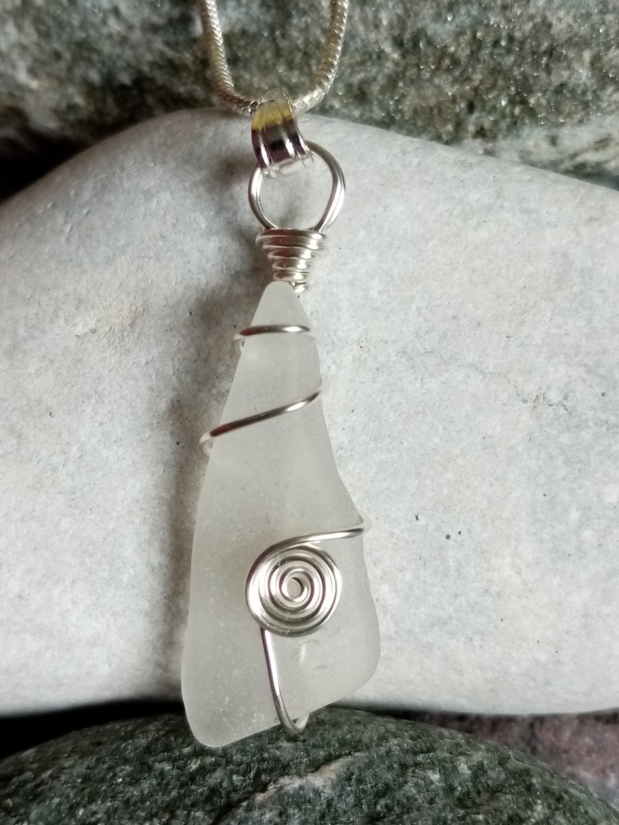 Wire-wrapped Sea Glass Necklace 
