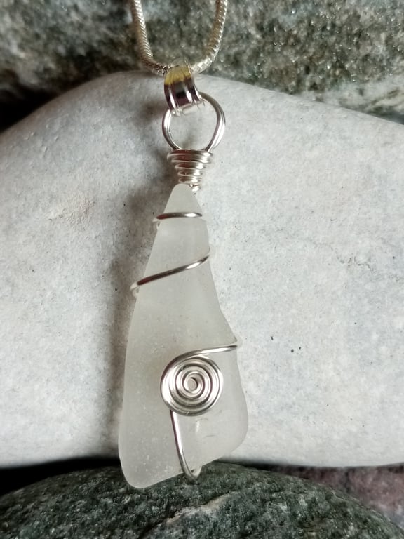 Wire-wrapped Sea Glass Necklace 
