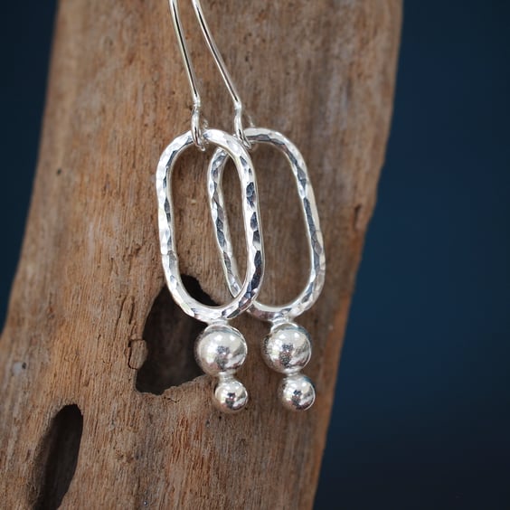 Hammered sterling silver oval dangle drop earrings, hammered silver earrings 