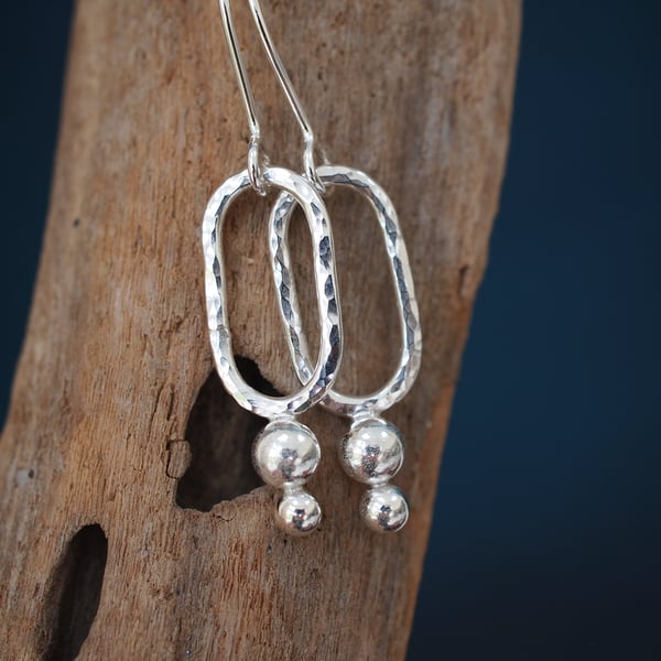 Hammered sterling silver oval dangle drop earrings, hammered silver earrings 