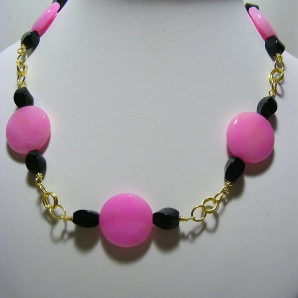 Pink Quartzite and Black Agate Gemstone Necklace