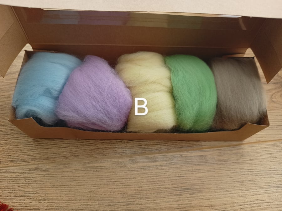 Pastel dyed merino fibre sample pack