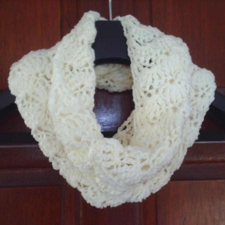 cream moebius scarf/neck/cowl