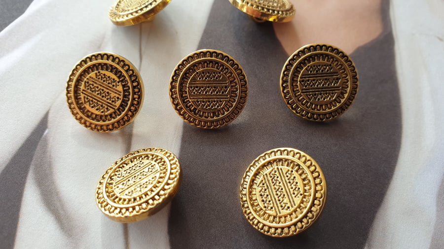 15mm 24L buttons Antique Gold