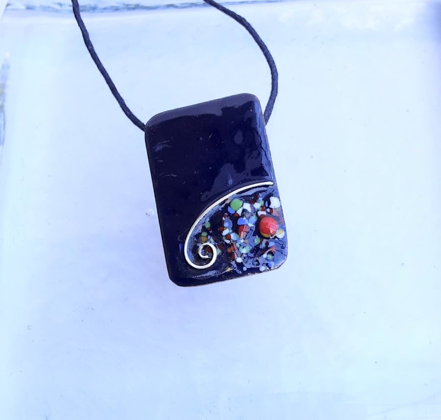 OBLONG, ENAMELLED COPPER PENDANT, DECO DESIGN WITH STERLING SILVER -NAVY