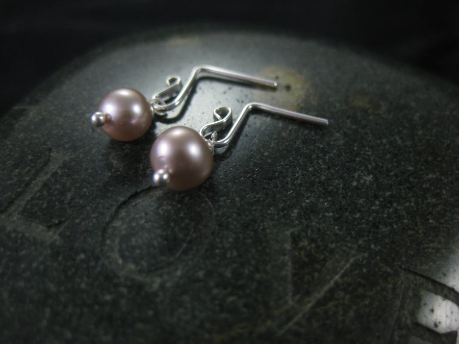 Pearl and sterling silver stud earrings