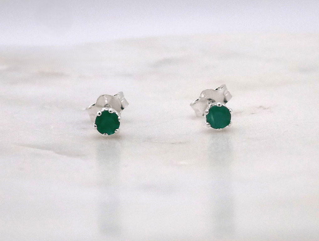 Green Onyx Facet 3mm Gemstone 6 Prong Sterling Silver Stud Earrings.