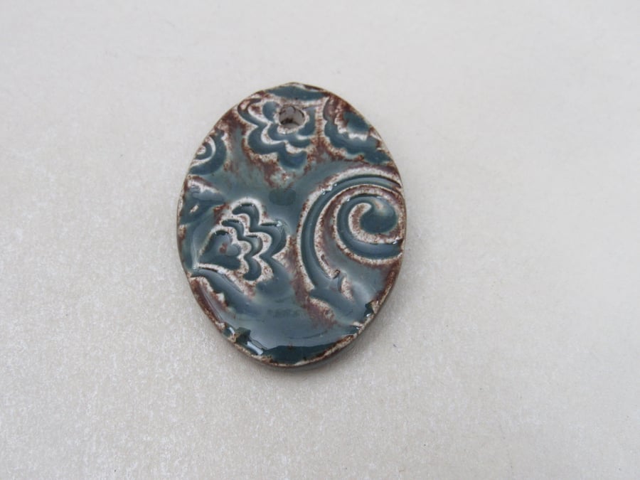 Large Sedge Green Brocade Ceramic Pendant