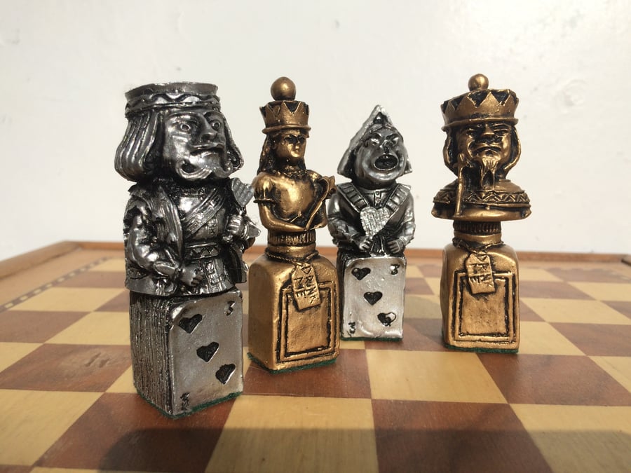 Alice in Wonderland Chess Set (Chess pieces only)