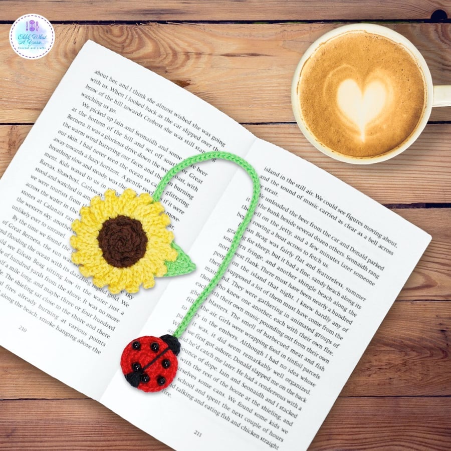 Sunflower and ladybird crochet bookmark. Sunflower bookmark. Flower bookmark.