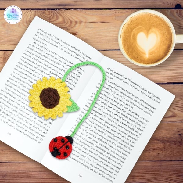 Sunflower and ladybird crochet bookmark. Sunflower bookmark. Flower bookmark.