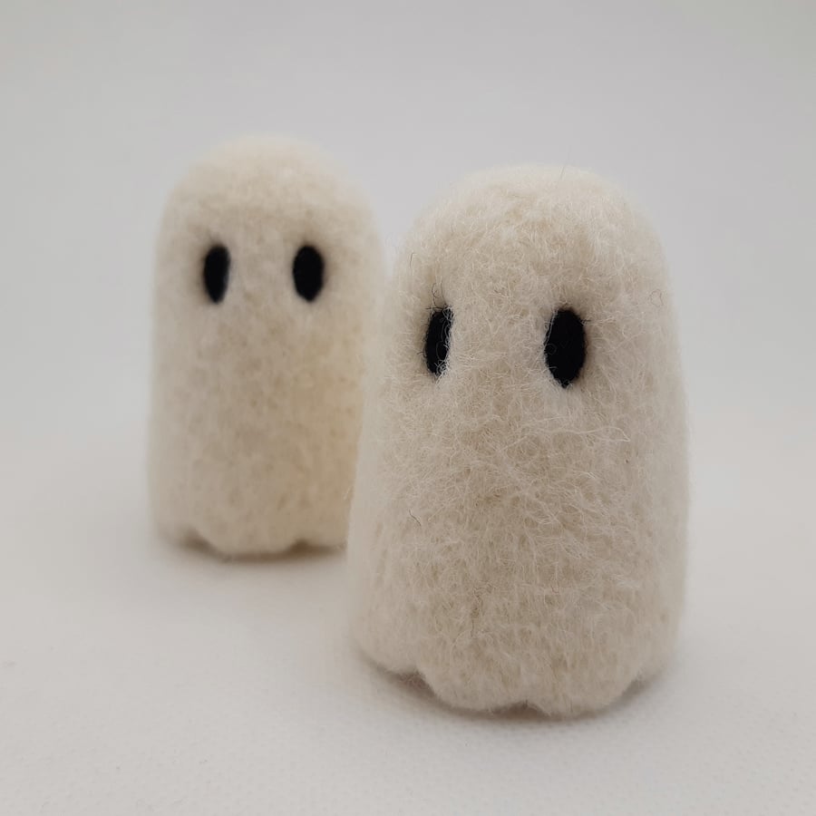Wee Woolly Ghostie  - cute freestanding needle felted ghost ornament