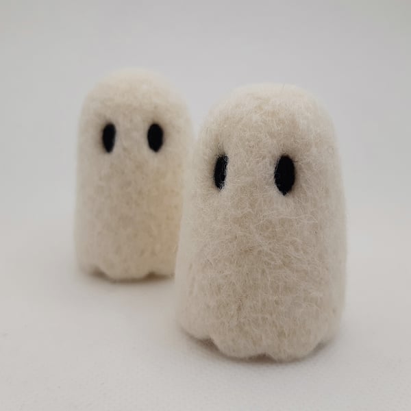 Wee Woolly Ghostie  - cute freestanding needle felted ghost ornament