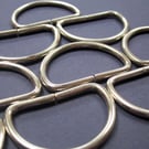 10 Medium Silver Tone D Rings