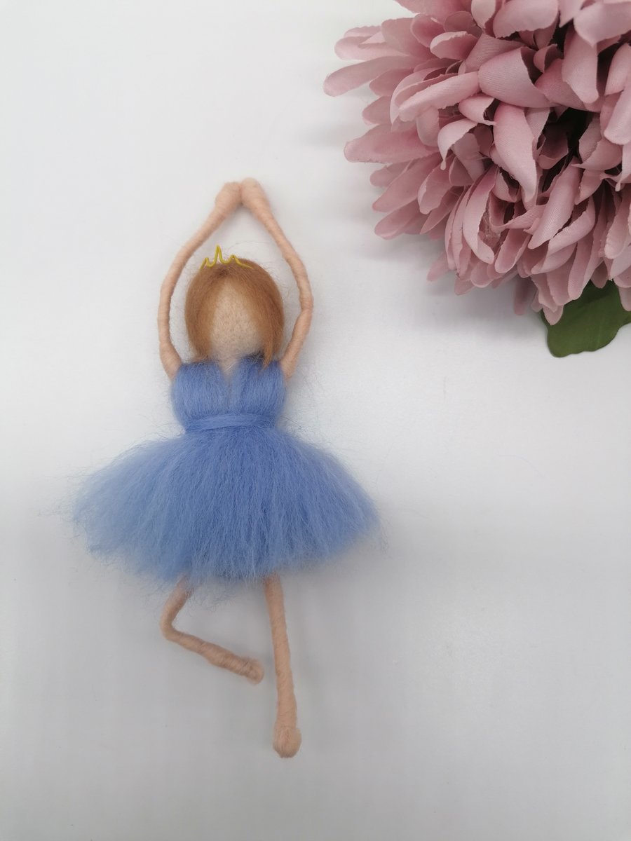 Hanging Ballerina decoration 