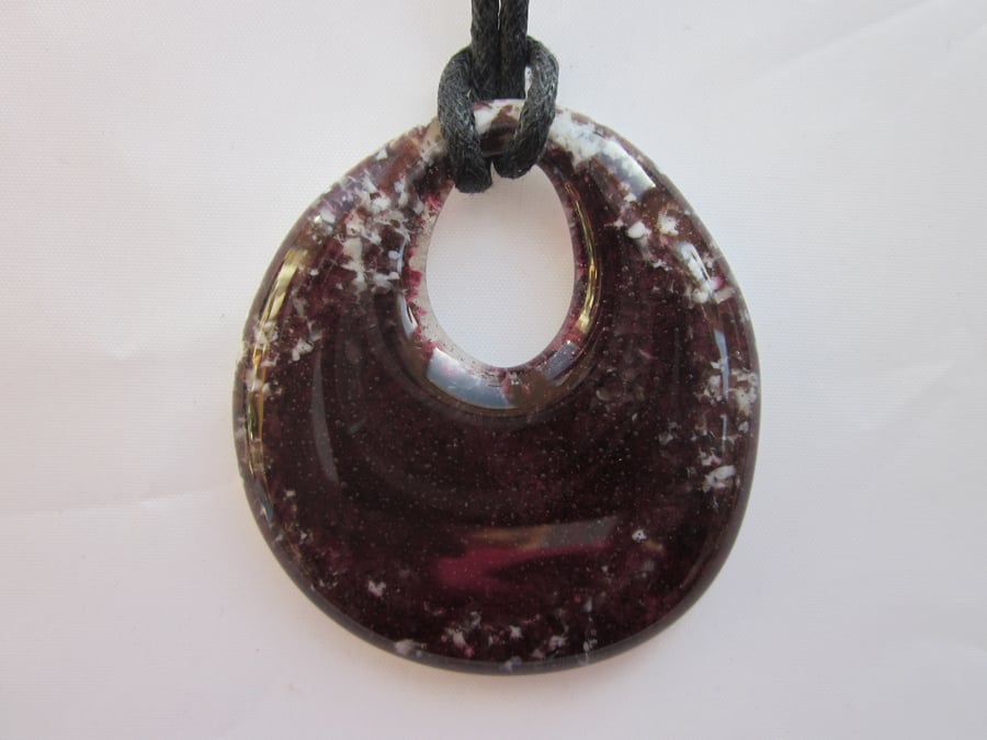 Handmade cast glass round pendant - Sanguine