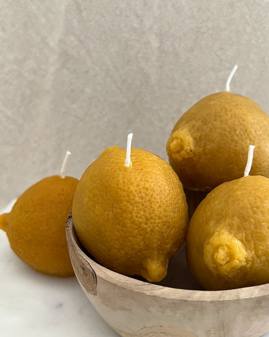 Viral Lemon Pure Beeswax Candle