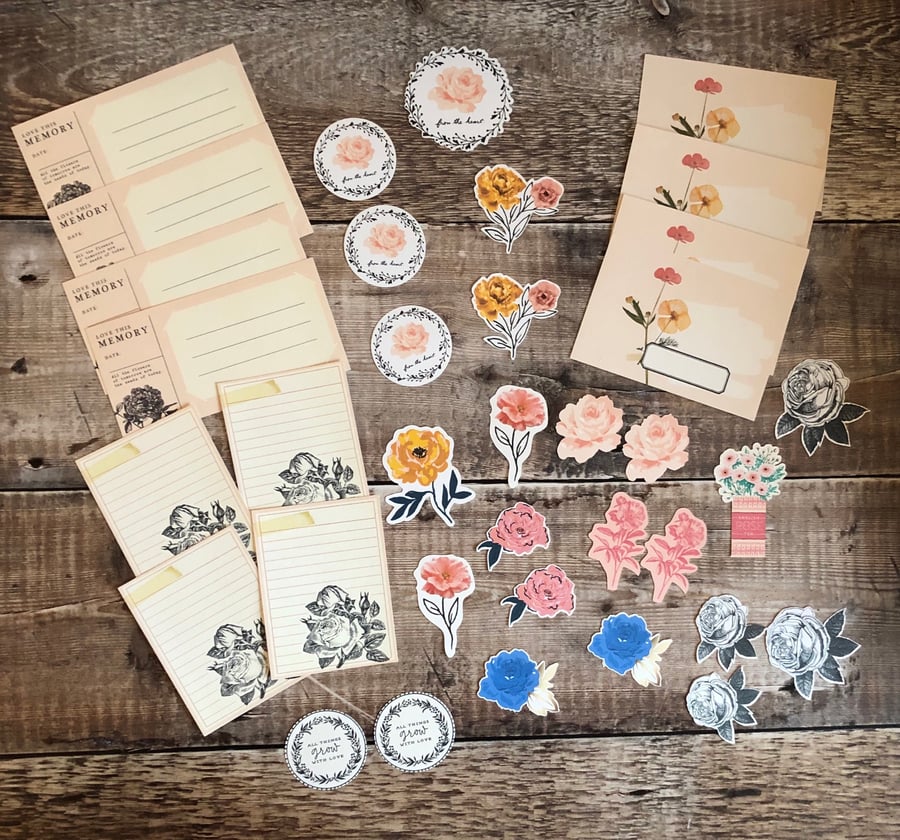 Floral ephemera and journal cards pack