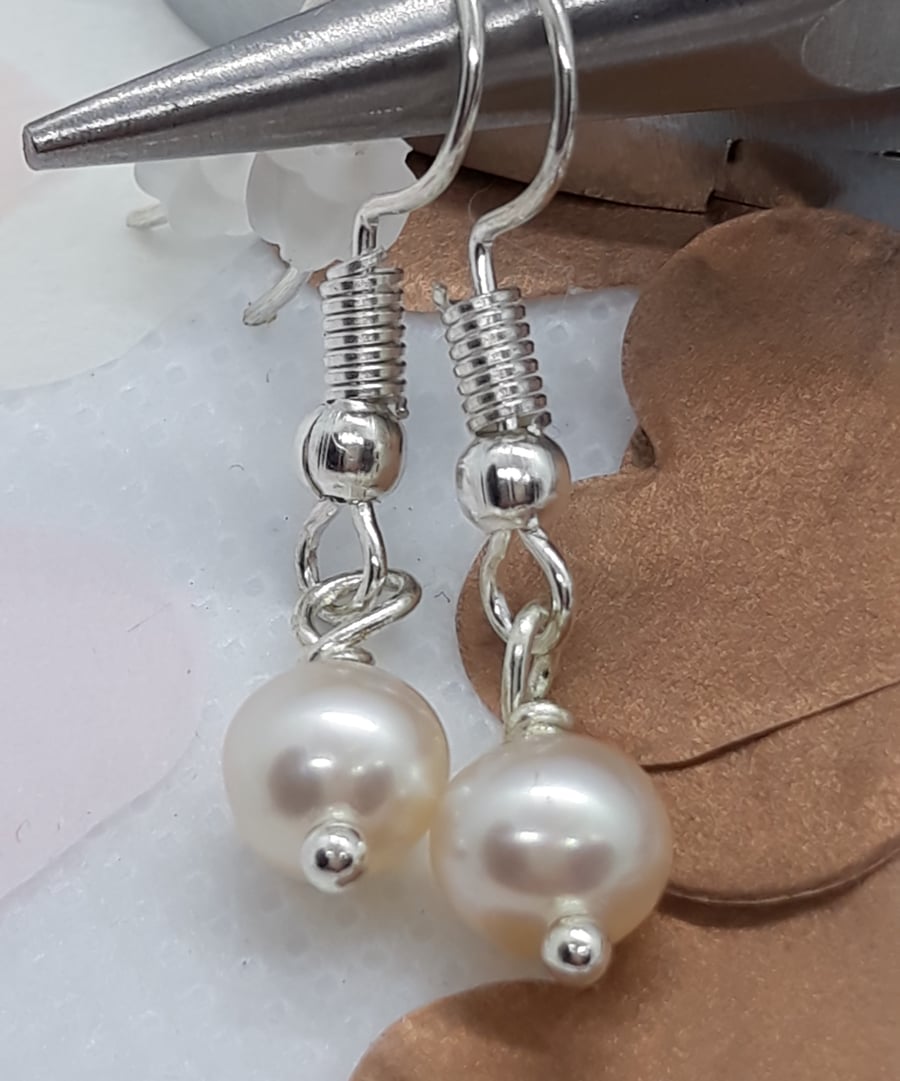  Fresh Water pearl drops