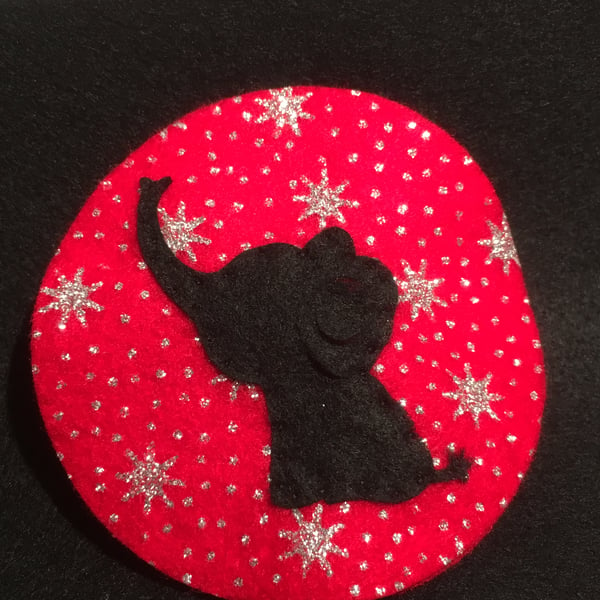 Elephant bauble - Christmas tree decoration - Red - Pawcrafts