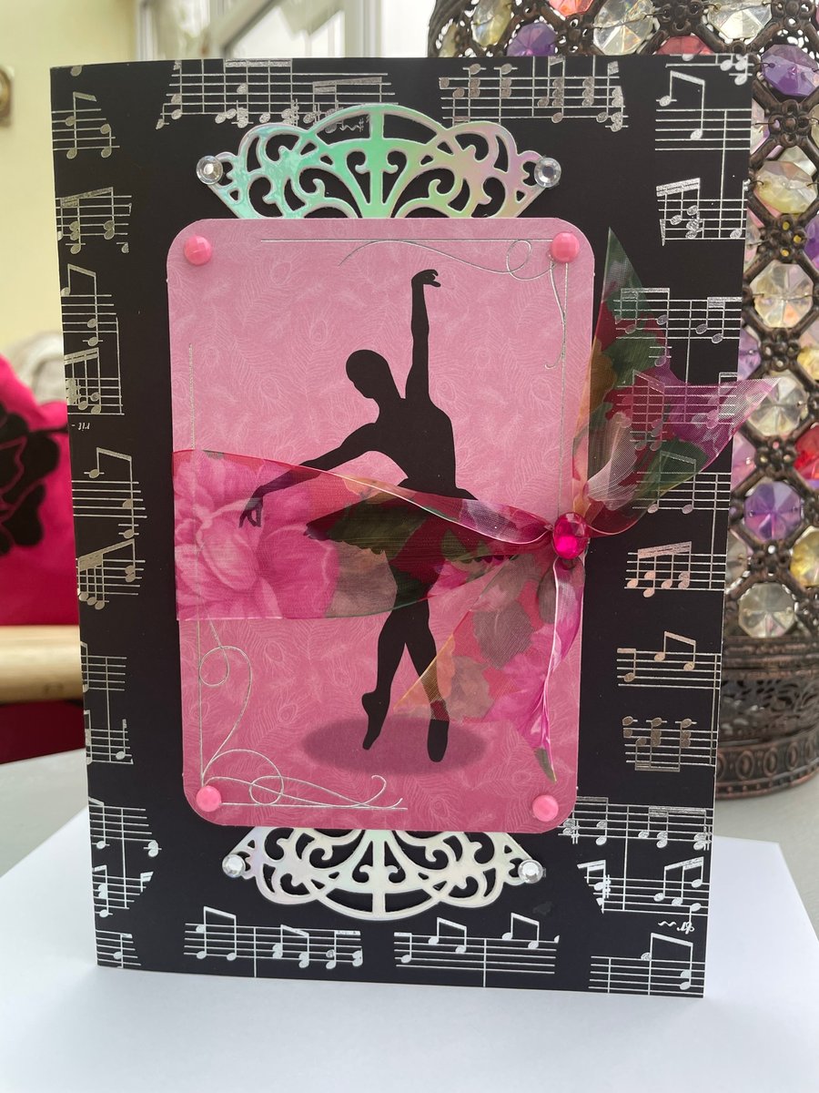 Ballerina en pointe silhouette birthday card