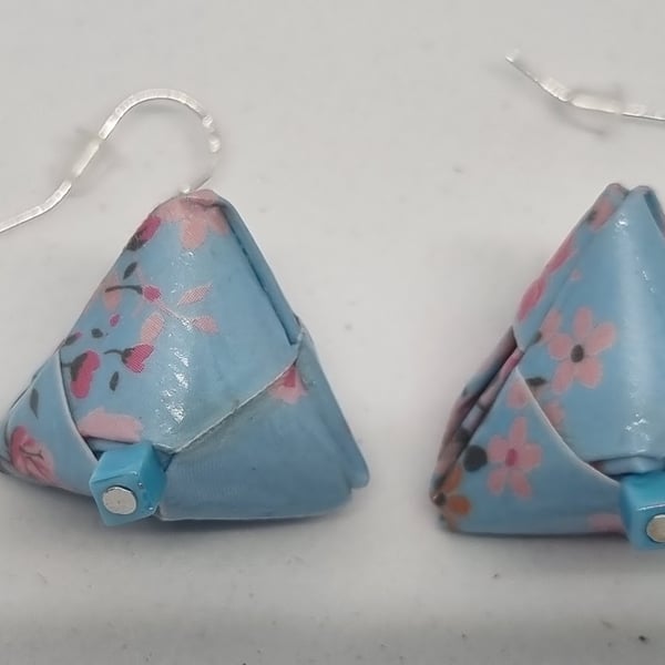 Origami earrings: blue floral paper and small beads