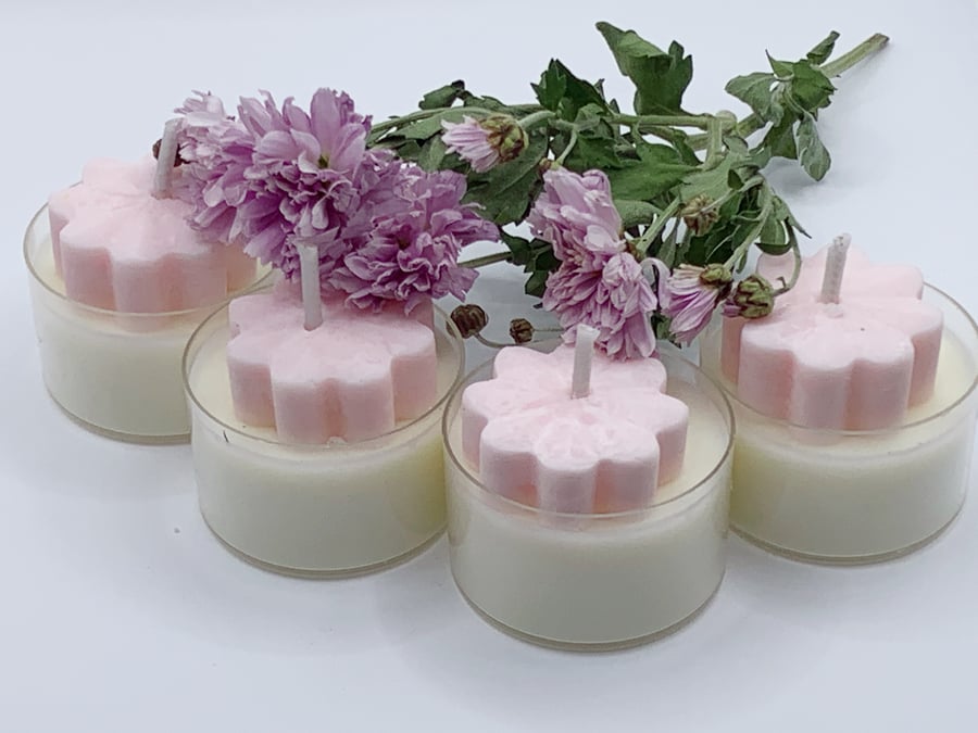4 Tall Soy Wax Tealight With Pink Flower Rose Bouquet 
