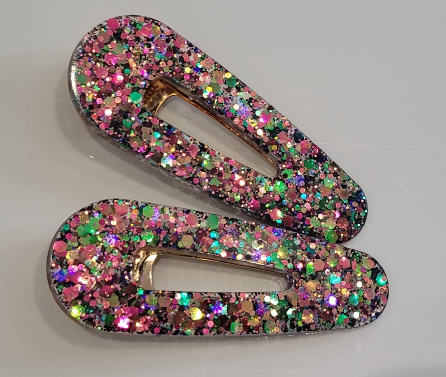 Green Pink Chameleon Colour Shift Hair Clips