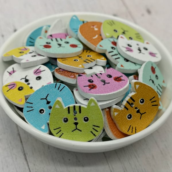 10 Wood Cat Face Shaped Buttons