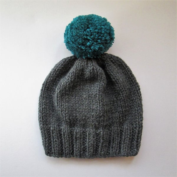 Bobble Hat in Grey Chunky Yarn with Petrol Green Pom Pom